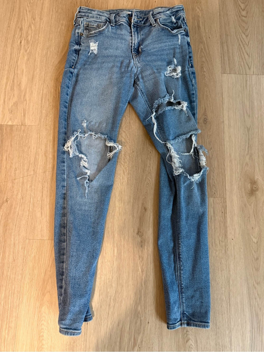 Old Navy Women's Ripped Skinny Jeans in Blue Denim
